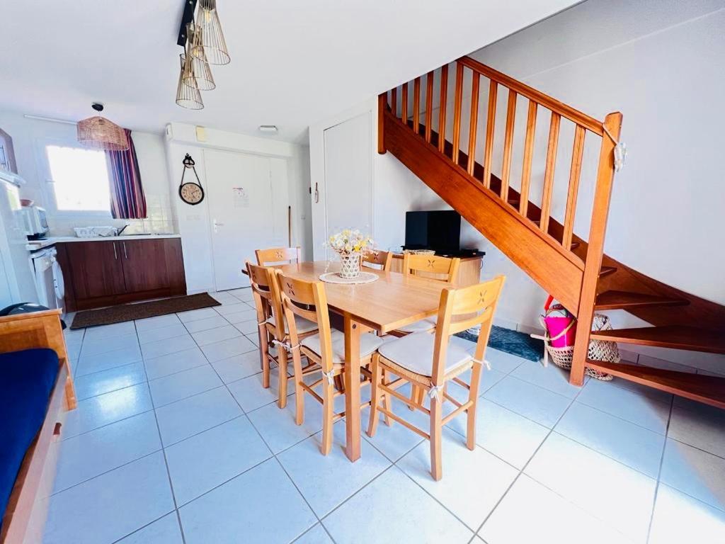 Maison A Morgat En Bretagne Sur La Presqu'Ile De Crozon Situee A 800 M De La Mer Piscine Chauffee Toute L'Annee Travaux Piscine Du 10 Au 20 Juin 2025 Exterior photo